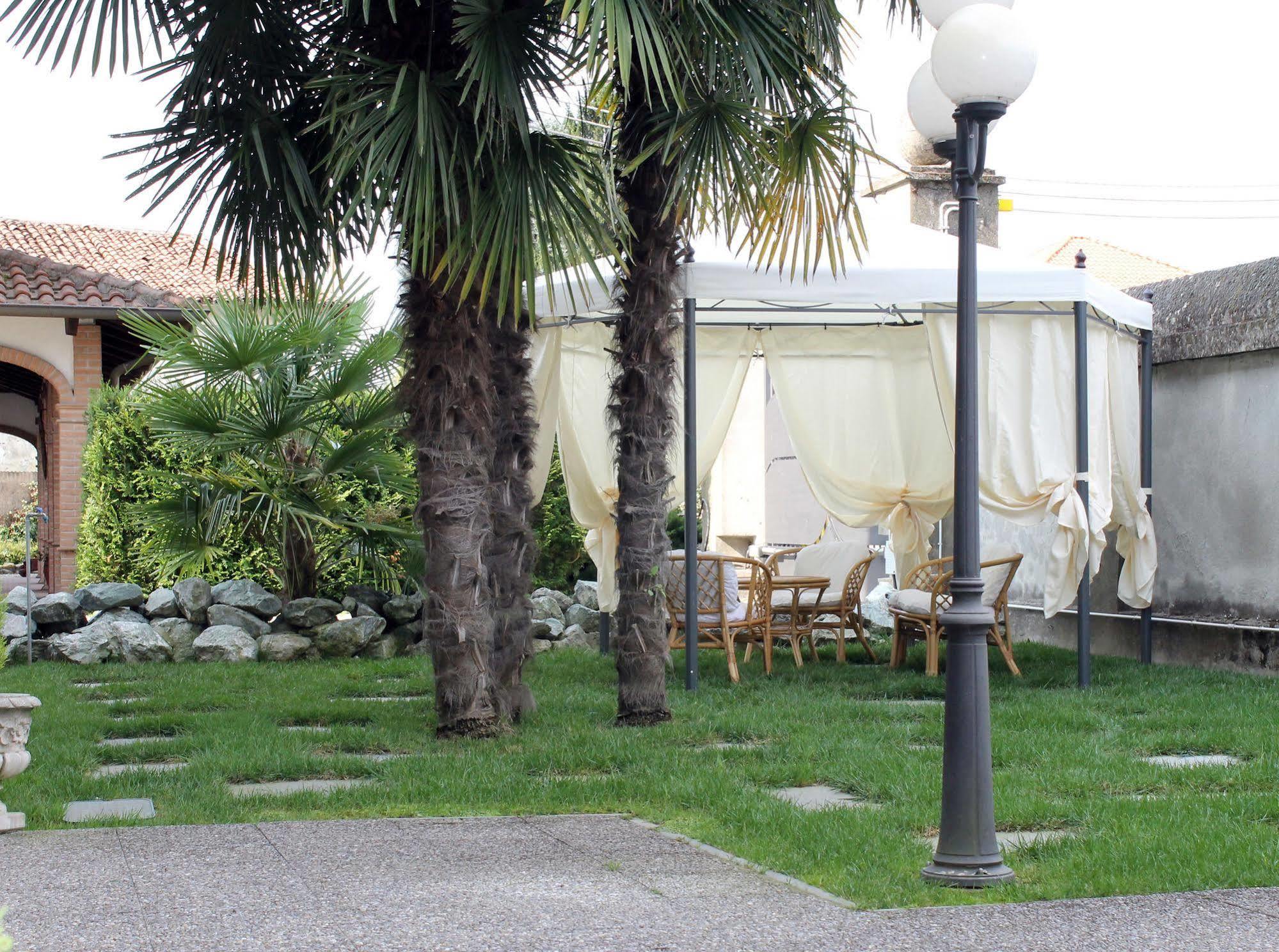 Hotel Ristorante La Torretta Bianzè Exteriér fotografie